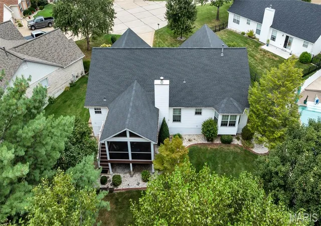 Photo 3 of Sale Pending at 56 Destin Ct, Saint Charles, MO 63303 | MLS# MIS26049364 | Listing updated on 2026-10-05