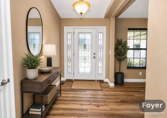 Photo 3 of Single family home for sale at 5546 S Woods Manor Dr, Smithton, IL 62285 | MLS# MIS26049378 | Listing updated on 2026-10-12