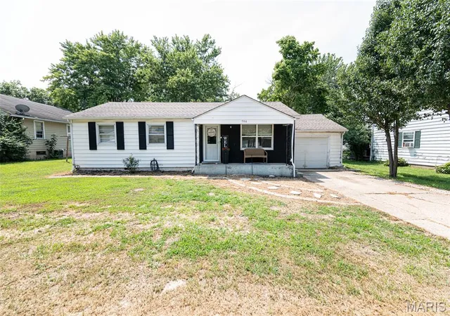 1st image of 706 Apple Ave, Belle, MO 65013 | MLS# MIS26049381