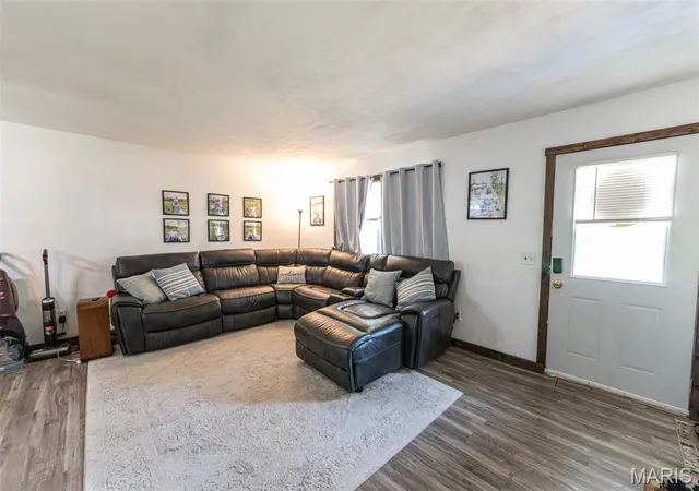 4th image of 706 Apple Ave, Belle, MO 65013 | MLS# MIS26049381