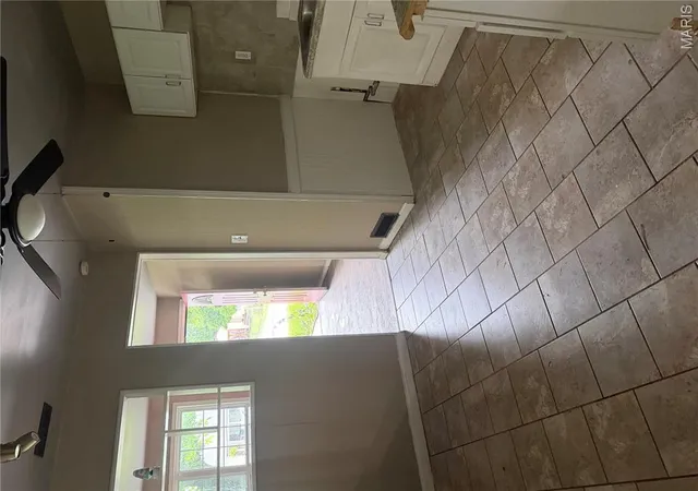 Photo 2 of Single family home for sale at 506 Saint Paul Dr, East Saint Louis, IL 62206 | MLS# MIS26049389 | Listing updated on 2026-08-18