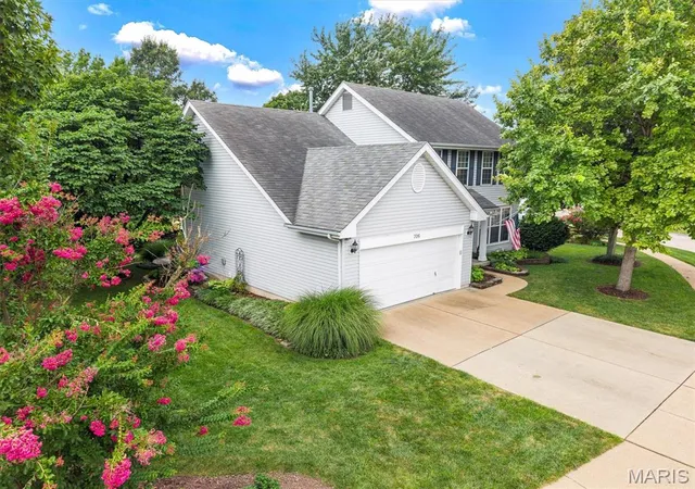 4th image of 706 Summer Top Cir, Fenton, MO 63026 | MLS# MIS26049391