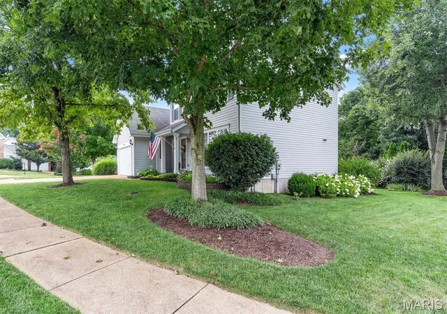 5th image of 706 Summer Top Cir, Fenton, MO 63026 | MLS# MIS26049391