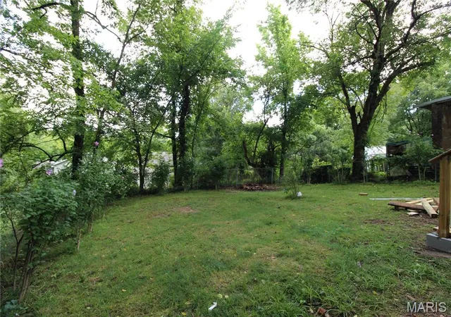 23rd image of 1409 Spring St, Poplar Bluff, MO 63901 | MLS# MIS26049397