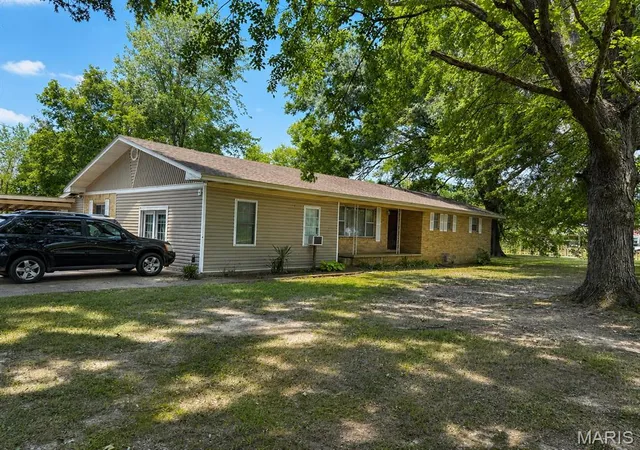 1st image of 1733 Hwy Aa, Poplar Bluff, MO 63901 | MLS# MIS26049398
