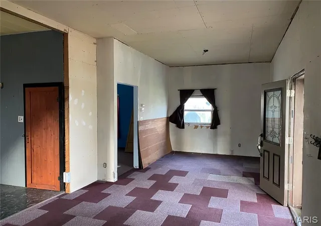 Photo 4 of Sale Pending at 212 W Illinois St, New Baden, IL 62265 | MLS# MIS26049400 | Listing updated on 2026-10-07