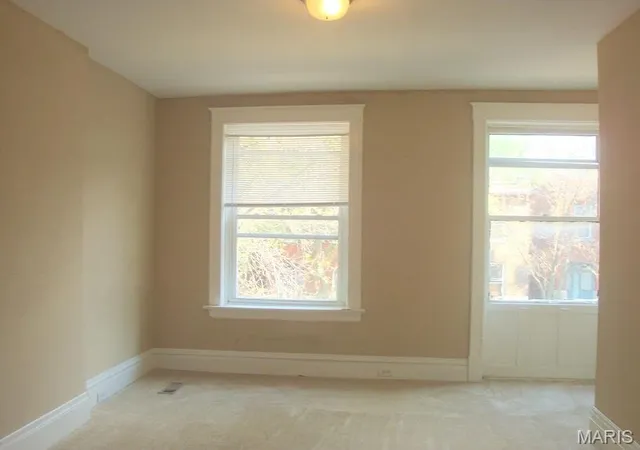 Photo 3 of Townhouse for sale at 4926 Wise Ave, Saint Louis, MO 63110 | MLS# MIS26049407 | Listing updated on 2026-08-22
