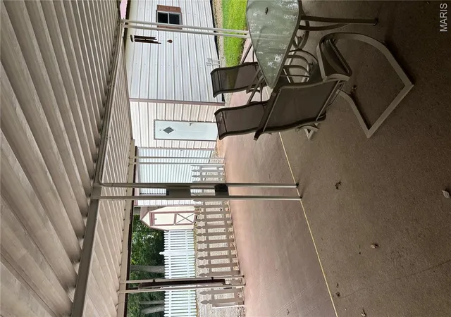 Photo 2 of Manufactured home for sale at 402 Pinckneyville Rd, Marissa, IL 62257 | MLS# MIS26049410 | Listing updated on 2026-08-27