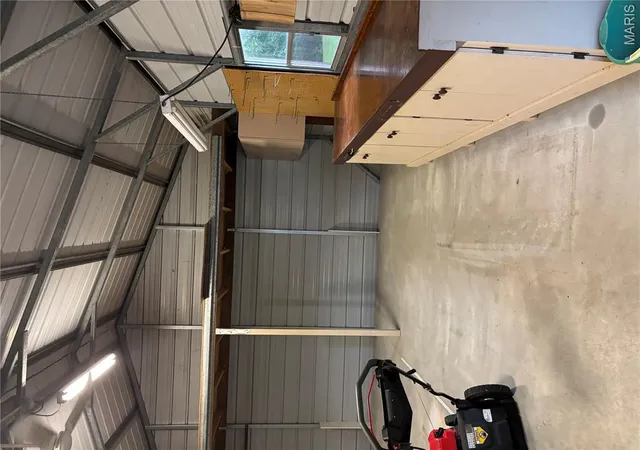 Photo 4 of Manufactured home for sale at 402 Pinckneyville Rd, Marissa, IL 62257 | MLS# MIS26049410 | Listing updated on 2026-08-27