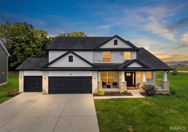 Photo 1 of Single family home for sale at 310 Osprey Ct, Lake Saint Louis, MO 63367 | MLS# MIS26049414 | Listing updated on 2026-09-03
