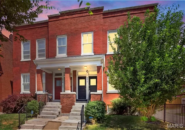 Townhouse for sale at 2617 Armand Pl, Saint Louis, MO 63104 | MLS# MIS26049418