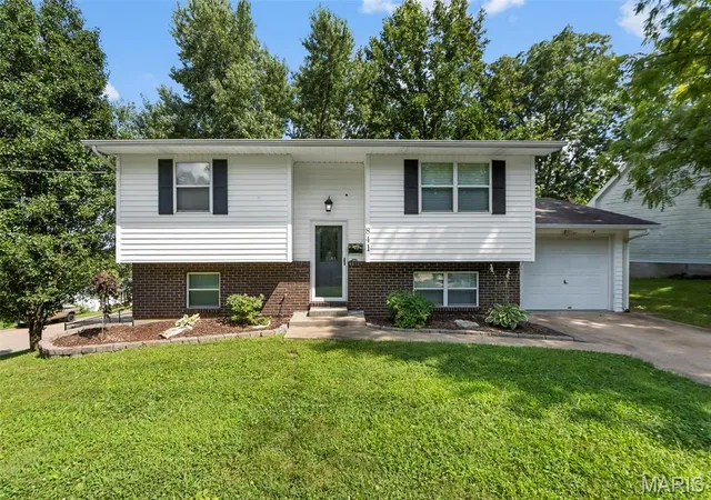 1st image of 841 Greensferry Rd, Jackson, MO 63755 | MLS# MIS26049422