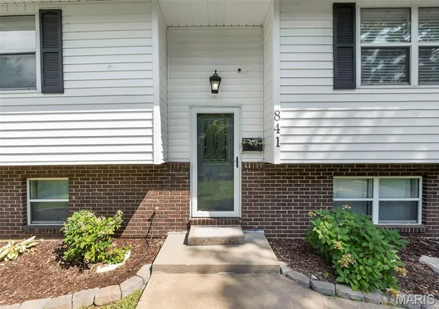2nd image of 841 Greensferry Rd, Jackson, MO 63755 | MLS# MIS26049422
