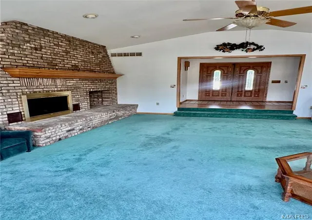 Photo 3 of Single family home for sale at 6 Willow Circle Dr, Greenville, IL 62246 | MLS# MIS26049428 | Listing updated on 2026-08-08