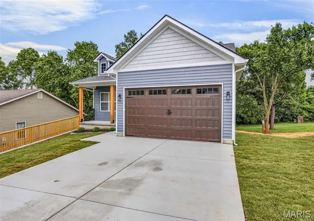 2nd image of 1527 Koch Lsne, De Soto, MO 63020 | MLS# MIS26049431