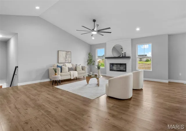 5th image of 316 Rumsfeld Dr, Troy, IL 62294 | MLS# MIS26049434