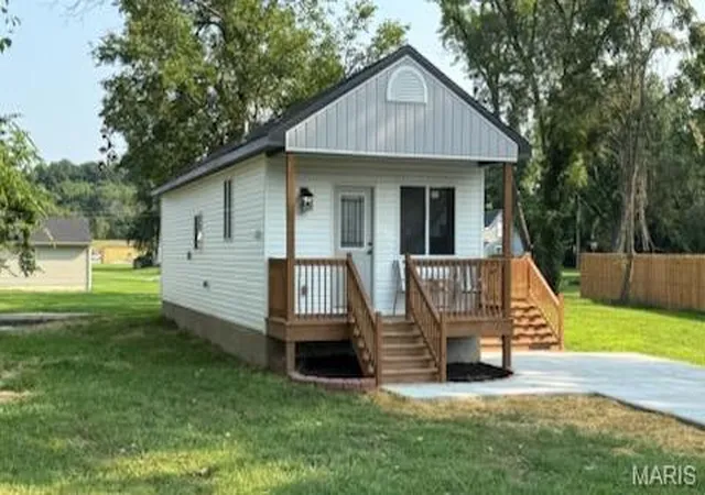 Photo 1 of Single family home for sale at 828 Vest, Valley Park, MO 63088 | MLS# MIS26049439 | Listing updated on 2026-09-04