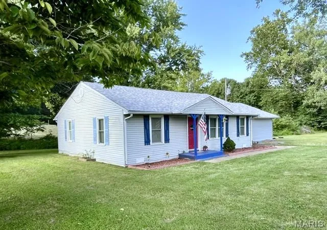 Photo 2 of Single family home for sale at 2106 Madison 504, Fredericktown, MO 63645 | MLS# MIS26049449 | Listing updated on 2026-08-28