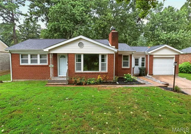 1st image of 803 Fairgrounds Rd, Rolla, MO 65401 | MLS# MIS26049450
