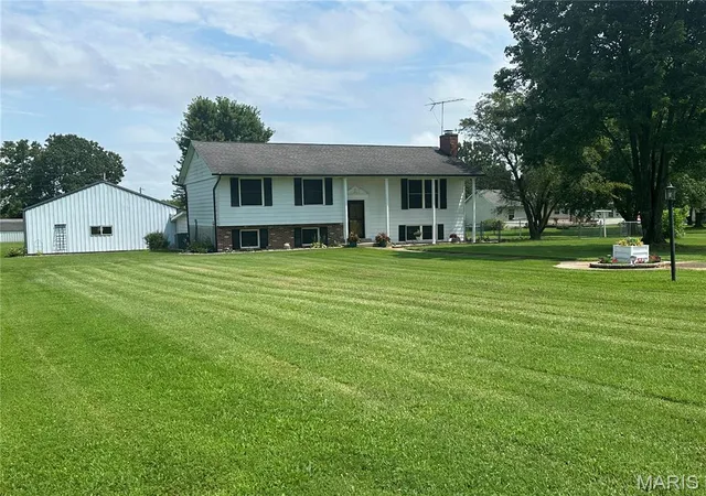 Photo 1 of Sale Pending at 3607 Cuba St, Owensville, MO 65066 | MLS# MIS26049463 | Listing updated on 2026-08-13