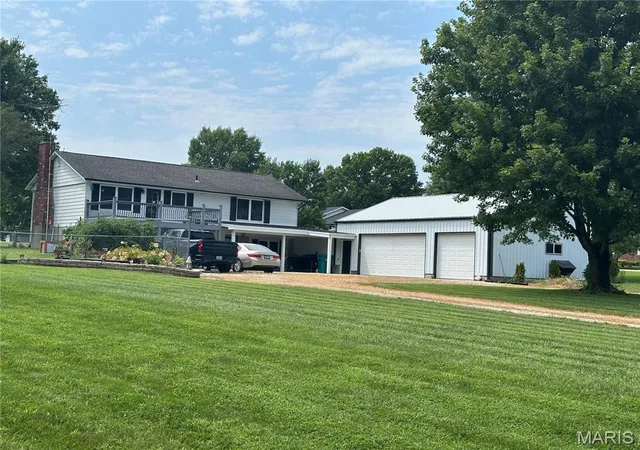 Photo 2 of Sale Pending at 3607 Cuba St, Owensville, MO 65066 | MLS# MIS26049463 | Listing updated on 2026-08-13