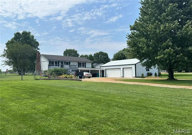 Photo 3 of Sale Pending at 3607 Cuba St, Owensville, MO 65066 | MLS# MIS26049463 | Listing updated on 2026-08-13