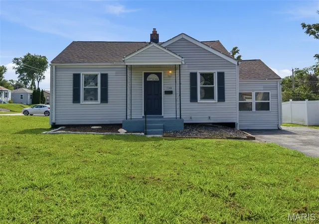 Photo 1 of Single family home for sale at 3166 O Hare Dr, Saint Ann, MO 63074 | MLS# MIS26049469 | Listing updated on 2026-08-30
