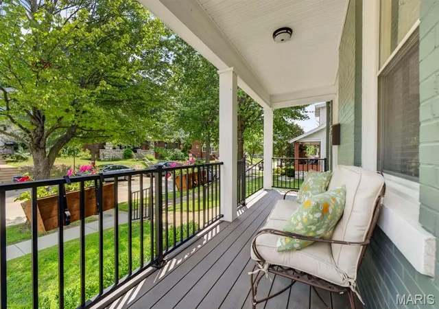 Photo 3 of Sale Pending at 1207 Sunset Ave, Saint Louis, MO 63117 | MLS# MIS26049474 | Listing updated on 2026-08-23