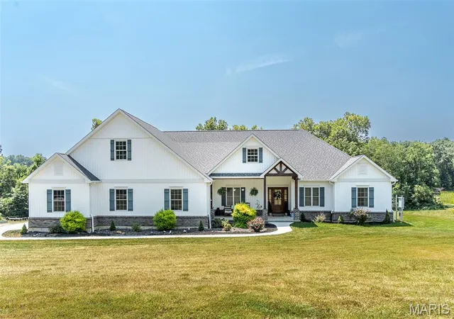 Photo 1 of Single family home for sale at 5070 Kiel Lyon Rd, New Haven, MO 63068 | MLS# MIS26049475 | Listing updated on 2026-08-17