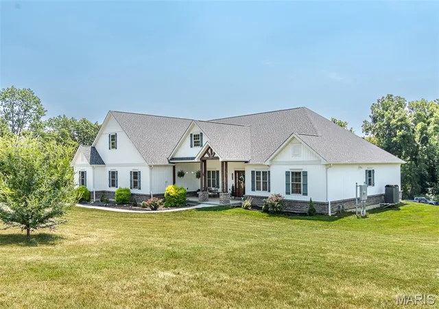 Photo 1 of Single family home for sale at 5070 Kiel Lyon Rd, New Haven, MO 63068 | MLS# MIS26049475 | Listing updated on 2026-08-17