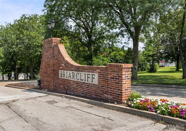 29th image of 1005 Nobleman Dr, Saint Louis, MO 63146 | MLS# MIS26049481