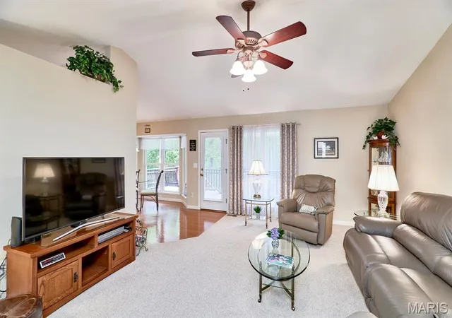 Photo 4 of Single family home for sale at 9852 Sand Castle Dr, Pevely, MO 63070 | MLS# MIS26049487 | Listing updated on 2026-10-19