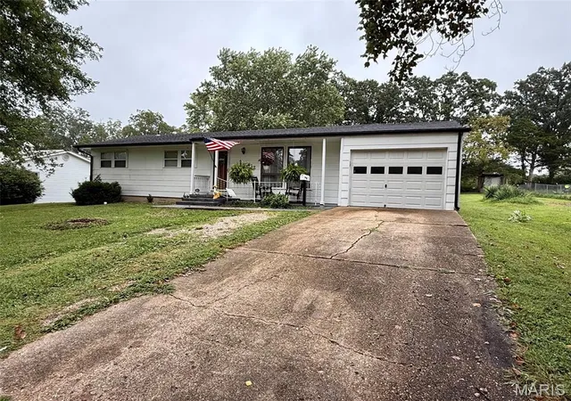 Photo 2 of Single family home for sale at 432 East St, Sullivan, MO 63080 | MLS# MIS26049492 | Listing updated on 2026-09-13