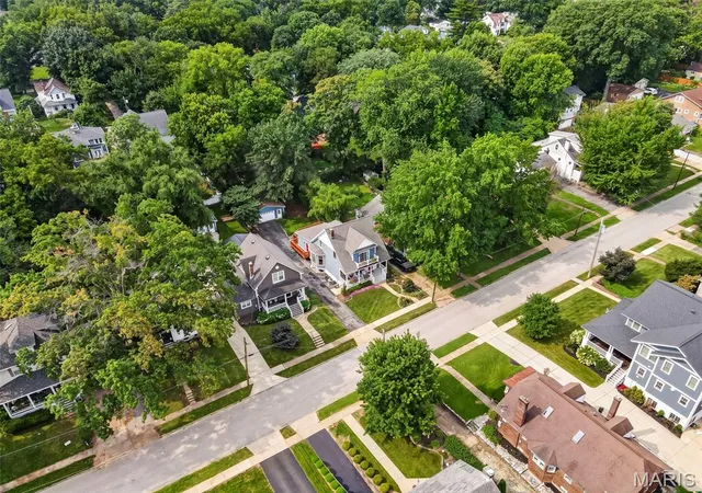 4th image of 438 Greeley Ave, Saint Louis, MO 63119 | MLS# MIS26049522