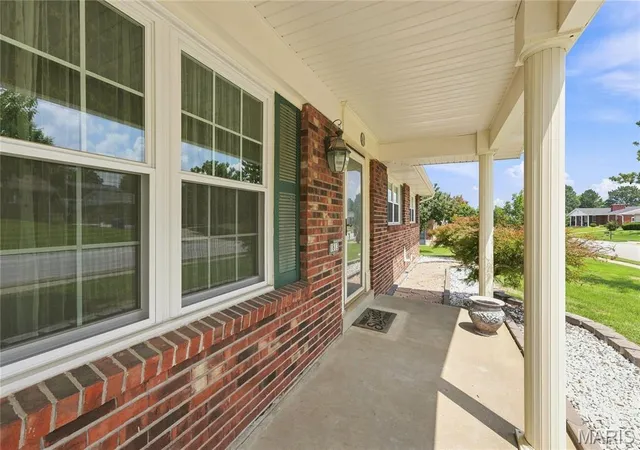 Photo 3 of Single family home for sale at 1613 Tamarack Dr, Saint Charles, MO 63301 | MLS# MIS26049526 | Listing updated on 2026-08-16