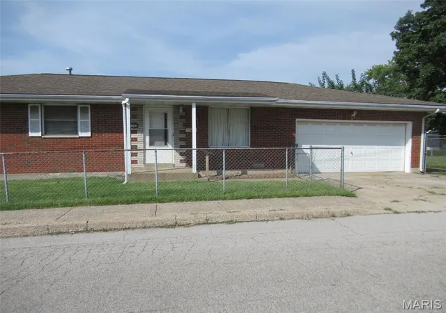 Photo 1 of Single family home for sale at 1200 Alton Ave, Madison, IL 62060 | MLS# MIS26049528 | Listing updated on 2026-09-21