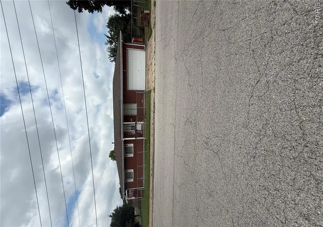 Photo 3 of Single family home for sale at 1200 Alton Ave, Madison, IL 62060 | MLS# MIS26049528 | Listing updated on 2026-09-21