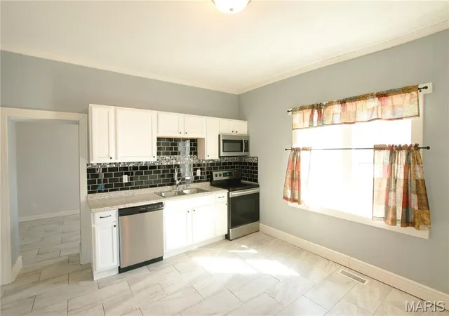 Photo 5 of Single family home for sale at 209 W Madison Ave, Owensville, MO 65066 | MLS# MIS26049529 | Listing updated on 2026-08-02
