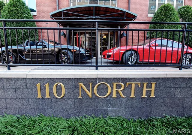 Photo 2 of Sale Pending at 110 N Newstead Ave #103, Saint Louis, MO 63108 | MLS# MIS26049538 | Listing updated on 2026-08-04