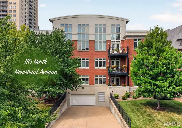 Photo 3 of Sale Pending at 110 N Newstead Ave #103, Saint Louis, MO 63108 | MLS# MIS26049538 | Listing updated on 2026-08-04