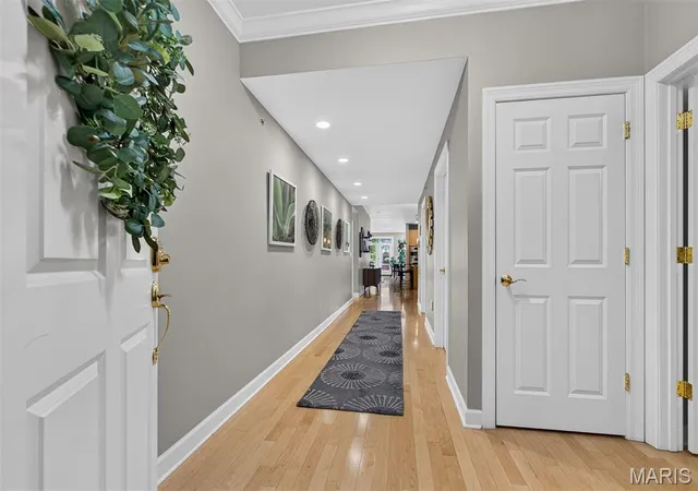 Listing Photo 5 - Condo for sale in building located at 110 N Newstead Ave, St. Louis, MO 63108 - Unit #103