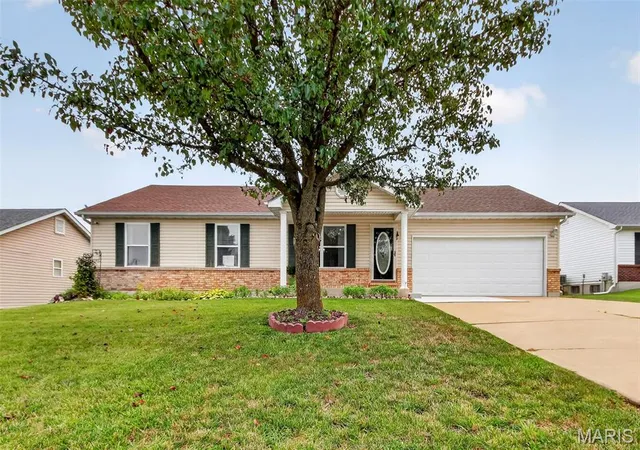 2nd image of 54 Spring Hill Cir, Wright City, MO 63390 | MLS# MIS26049542