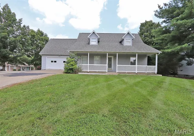 Photo 3 of Single family home for sale at 10288 State Hwy, Jackson, MO 63755 | MLS# MIS26049567 | Listing updated on 2026-10-01