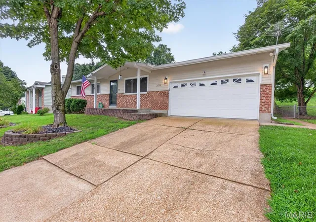 2nd image of 2783 Corral Est, Arnold, MO 63010 | MLS# MIS26049578