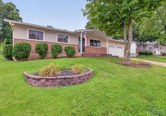 3rd image of 2783 Corral Est, Arnold, MO 63010 | MLS# MIS26049578
