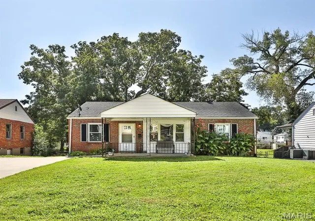 1st image of 10600 Saint Xavier Ln, St Ann, MO 63074 | MLS# MIS26049590