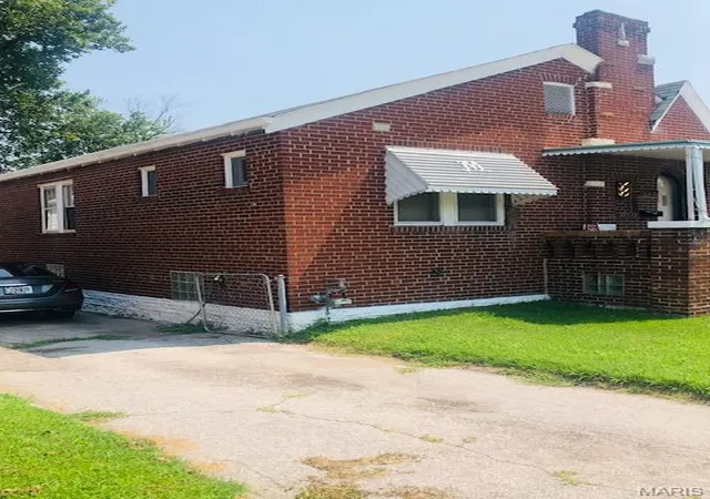 Photo 2 of Single family home for sale at 6997 Woodrow Ave, Saint Louis, MO 63121 | MLS# MIS26049621 | Listing updated on 2026-09-01