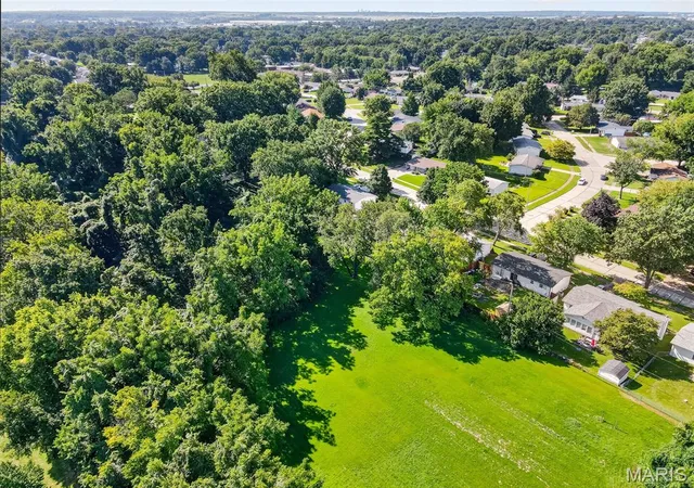 56th image of 2229 La Cuesta Dr, Florissant, MO 63031 | MLS# MIS26049643