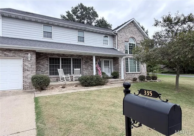 Photo 3 of Single family home for sale at 335 Jubaka Dr, Fairview Heights, IL 62208 | MLS# MIS26049651 | Listing updated on 2026-09-23