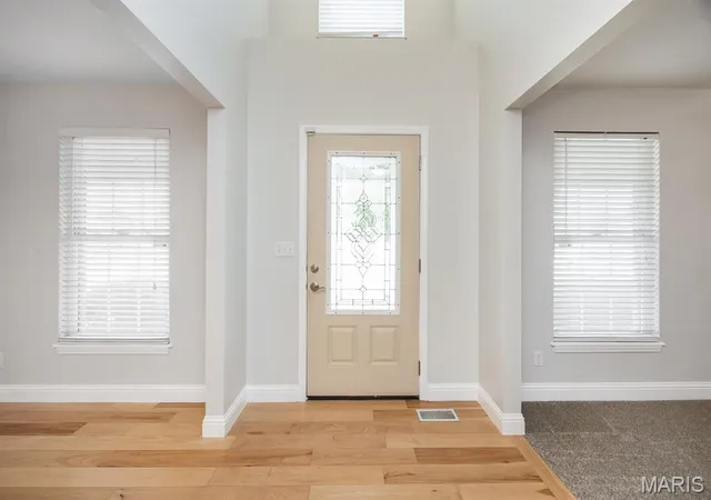 Photo 3 of Single family home for sale at 707 Wheatfield Rd, O Fallon, IL 62269 | MLS# MIS26049662 | Listing updated on 2026-08-30